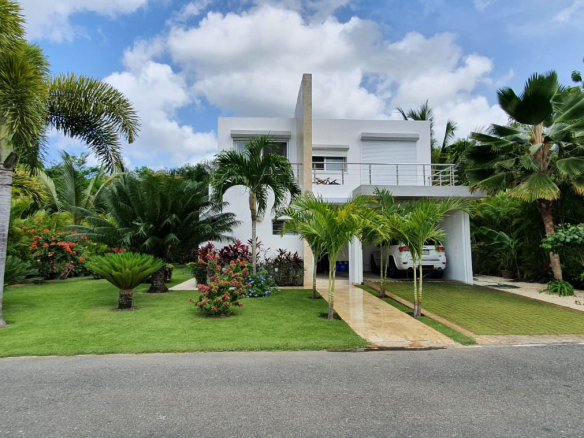 Exclusiva Villa en Pitch Putt