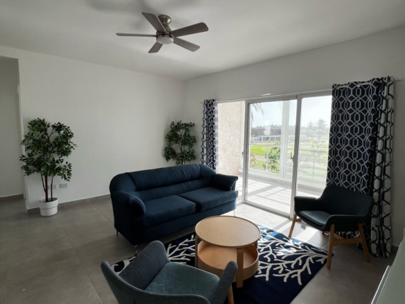 Hermoso apartamento frente al lago
